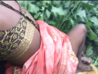 Jawan Bengali Wife Apne Pati Se Jungle Mein Mangal Karete.Hot Suman Bhabhi Apne Husband Se Jungle Chut Chudai Kar Ke Sex Videos Made. Hindi