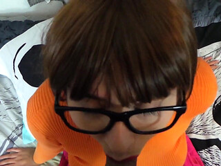 Velma Cosplay Blowjob