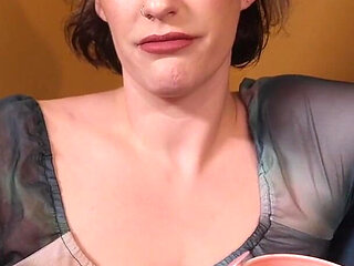Confess Your Desires to Countess Diamond