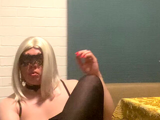 Lippy trans blonde got a mouthful of cum