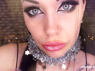 Christmas Lipstick Draining! Tribute Those Gorgeous Lips!