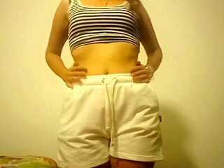 Cute 18-year-old latina girl enjoys some solo finger fun