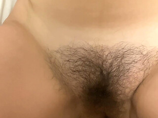 Cums on my face accidentally