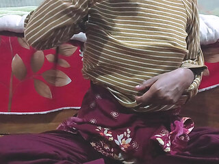 Desi Sexy girl masturbation with aubergine Video.