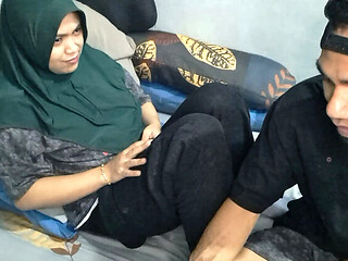 Indonesian Aunt in Law in Hijab Stays One Night at My House