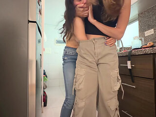 The Tribbing That Wets Lesbians' Pussies