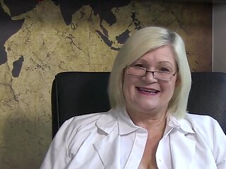 Lacey Starr giving great advice to horny blonde girls