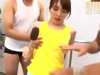 Skinny Babe Fucking Her Gym Trainer