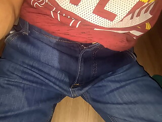 Peeing in my Jeans