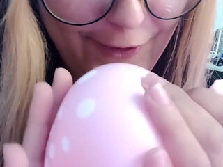 Bunny Looner Teach You How to Inflate a Balloon eng Subs