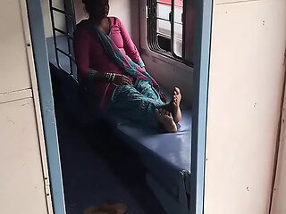 Desi Boyfriend and girlfriend fucked beautiful Girl sex Videos