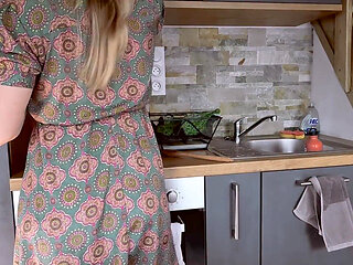 I Wanted to Stuff the Turkey, He Wanted to Stuff His Big Black Cock Into Me - Interracial Creampie