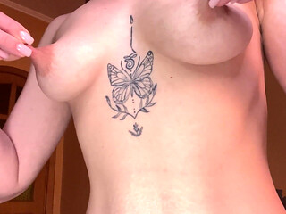 An Experienced MILF Cums Just From Having Her Big, Hard Nipples Twisted