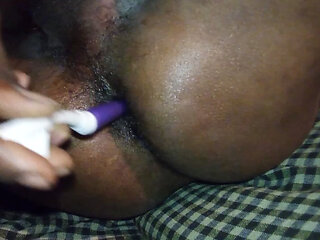 Indian boy nase me apne gand me brush ghusa liya