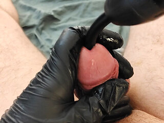 Drilling my peehole with ribbed black silicone