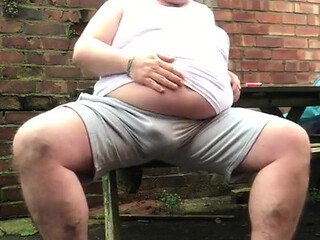 Fat Dad Smoking & Wanking in the Alley