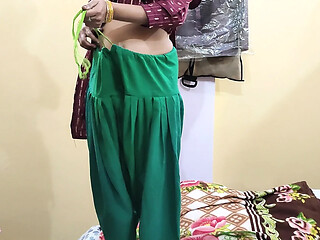 Married Indian Bhabhi Cheats with Neighbor