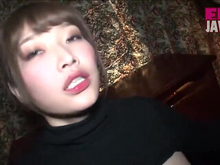 Devoted Married Woman Who Can't Resist Giving in to Desire - 2