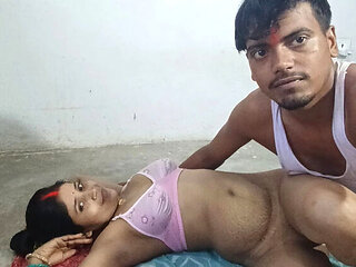 Indian Bhabhi Hardcore Fuck - Rinki559 Gets Pounded in Cowgirl & Doggy