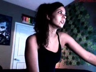 Brunette Solo Webcam Masturbation