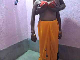 Indian Village Girlfriend Fuckng on Badroom in Ex Boyfriend