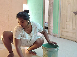 ITNE DINO BAAD KAAMWALI BAI KO CHODNE KA MOUKA MILA