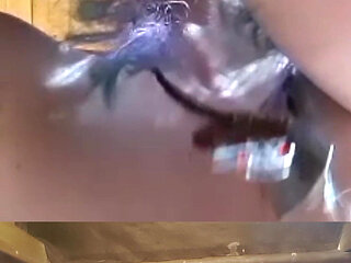 Hot Wife Uses Fuck Machine