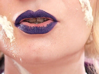 Make-up with scars in process - with liquid latex and cottonwool. (Arya Grander)