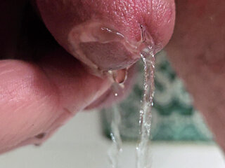 Close up pissing