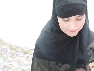 Muslim girlfriend ko ghar pe bulakar jabar dasti pela