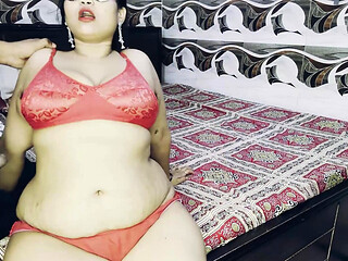Biwi Ne Mana Kiya To Pati Ne Daba Ke Muh Mein Gira Diya Hindi video