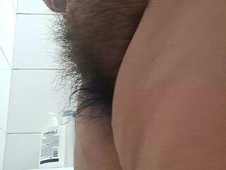 Mature MILF Has a Fat Hairy Pussy