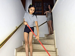 Lesbian Pee Swallow Top Girls and Sealed Mouth Pissing Super Skinny Girl