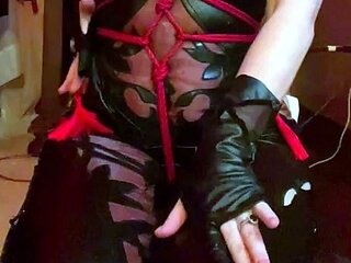 Sexy hottie Anetta Keys enjoys a solo toy masturbation