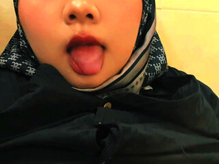 AJSXX99 - My beautiful Malaysian girl in a hijab is waiting for you to cum in the chat.