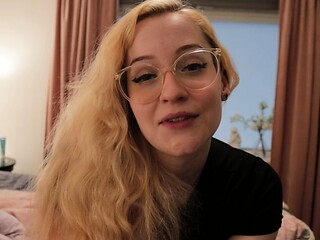 Super hot busty blonde babe fucks a big dick on webcam