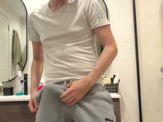 Hot Stepdaddy Showing off and Cuming Like Crazy