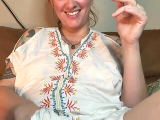 Smoking Fetish MILF Masturbation