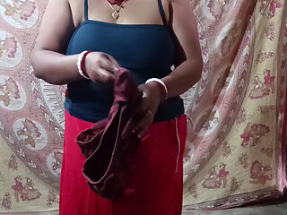 Green Saree Dropping Solo SFW