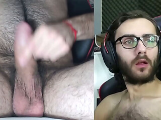 Miren los ojos! Gay Argentino masturbandose y eyaculando gran carga, amateur peludo