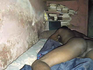 Good as real sex in the morning: I can no longer resist my bed anymore.