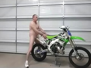 Kevin Yardley fucks his third motorcycle
