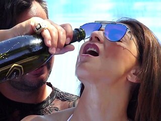 Japanese babe fucked outdoors