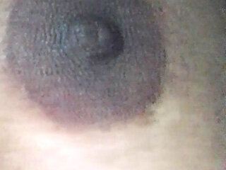 Bengali Bhabi Show her Body and Pussy