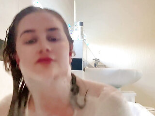 Put That Phone Down and Wash My Tits in the Bath with Me