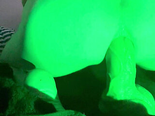 Slow mo toying