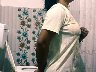 Suji Bhavi having sex in the bathroom