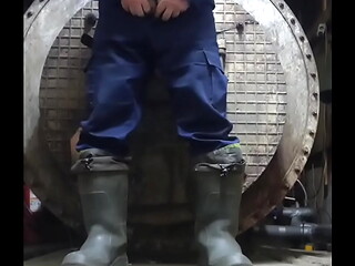 A gay man from Russia jerks off the smallest dick in the world on camera!