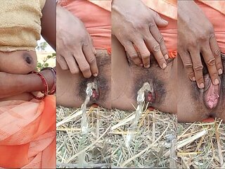 Village Bhabhi Outdoor Masturbation