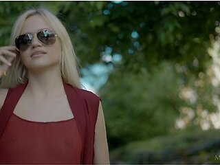 Blond In Red 2 - Novella Night